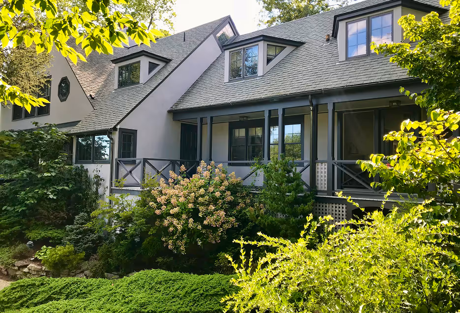 Approach and entrance to the home